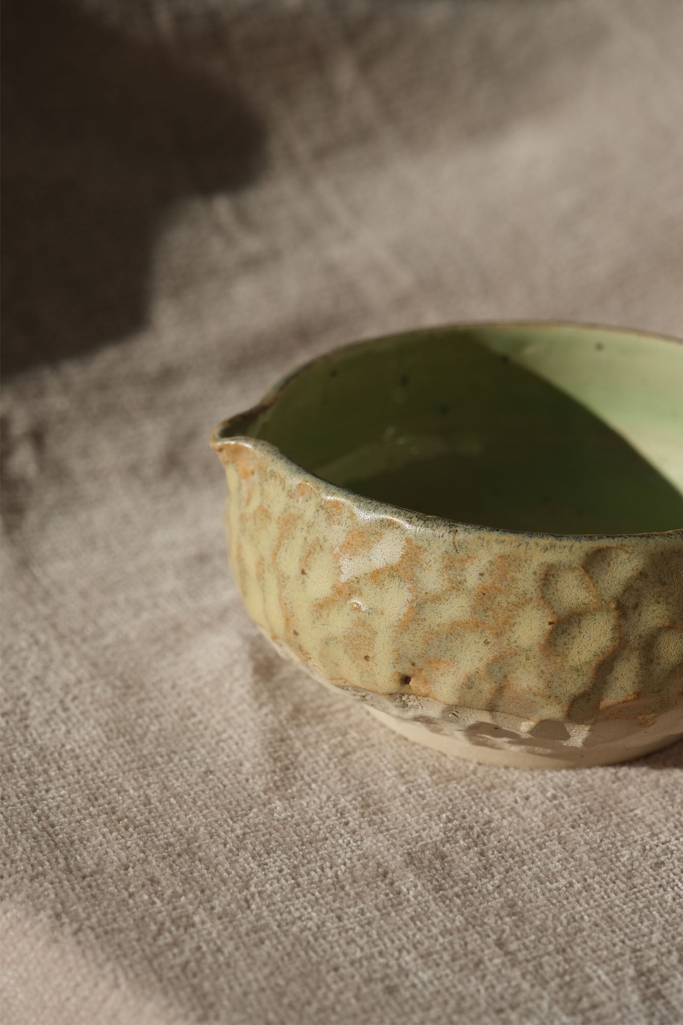 Textured Matcha Bowl - Pastel Green