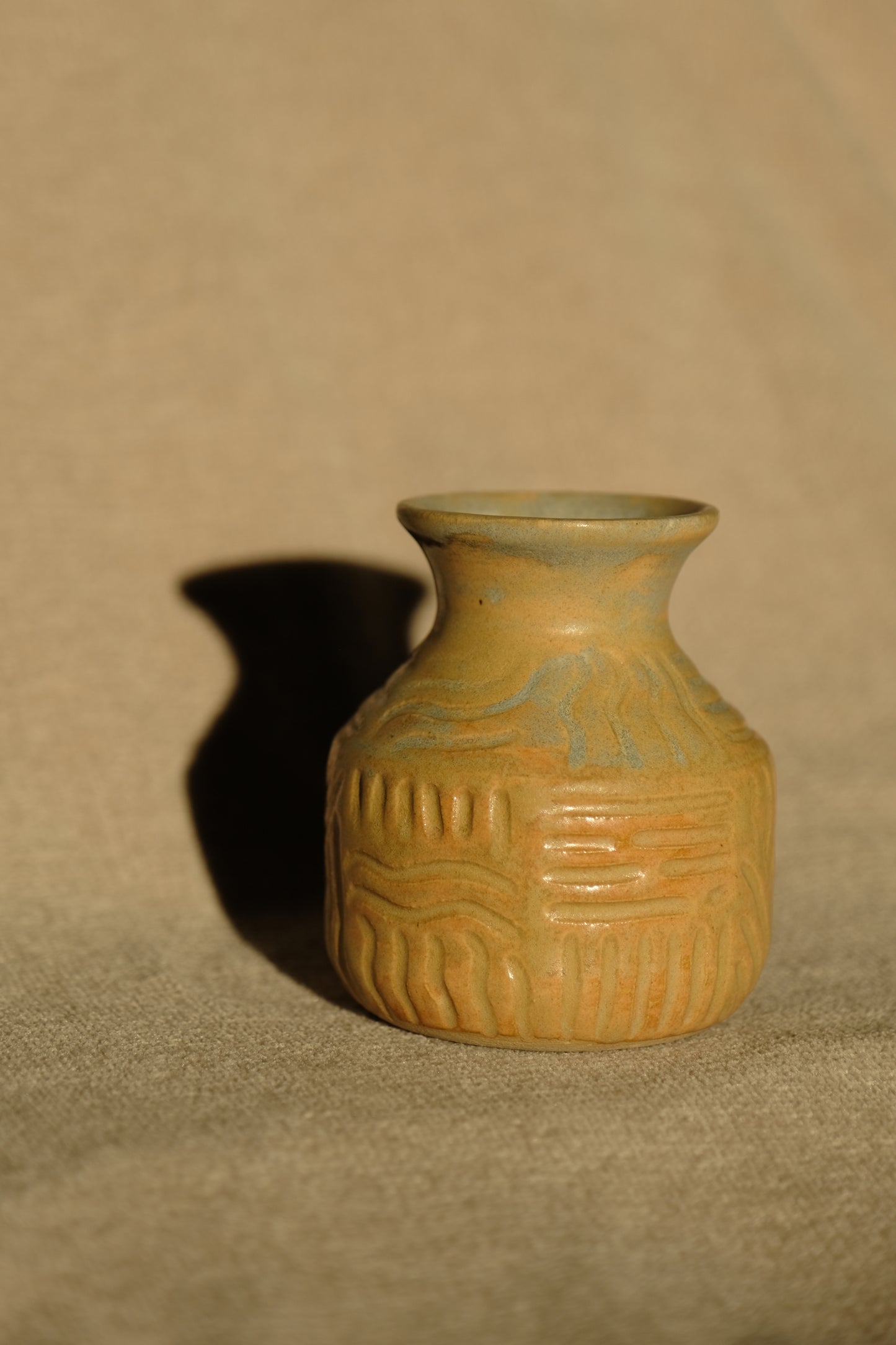 Handcarved Matte Bud Vase – Sandstone & Arctic Blue