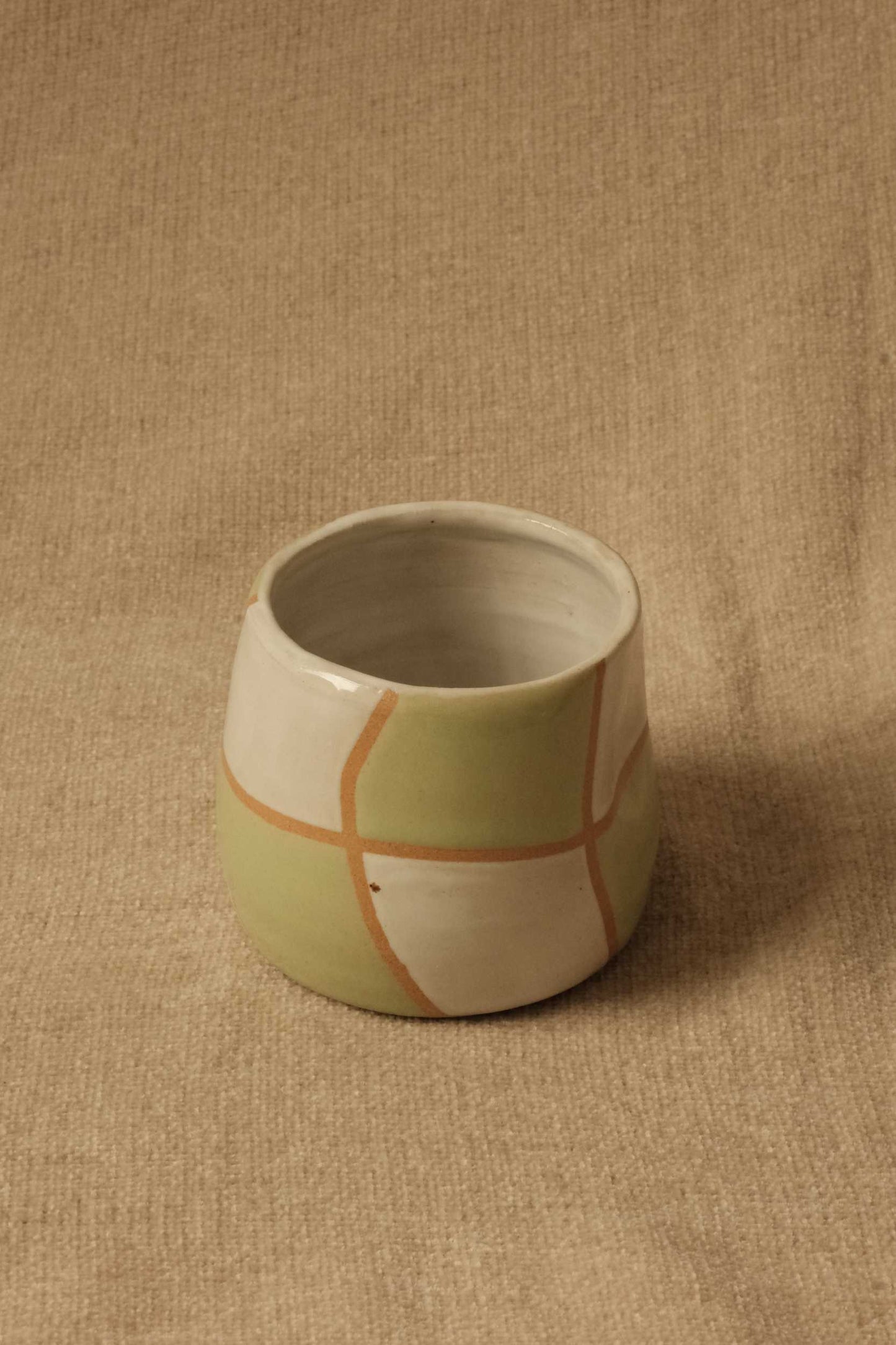 Checkered Dimple Cup - Green & White