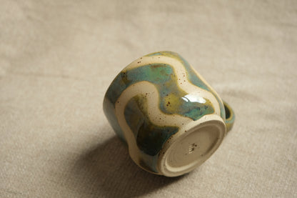 Handmade Swirly Mug – Iridescent Green